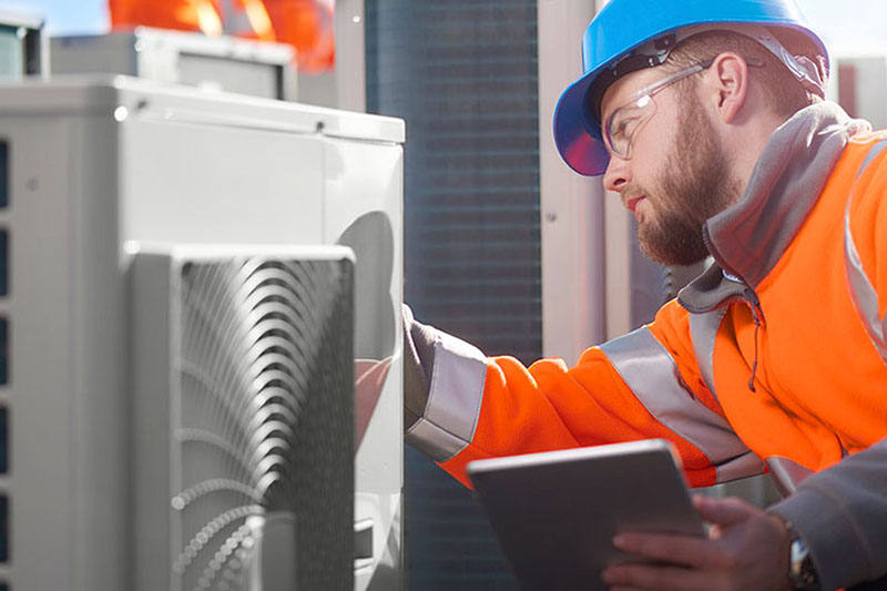 Sửa máy lạnh thương mại Daikin chuyên nghiệp